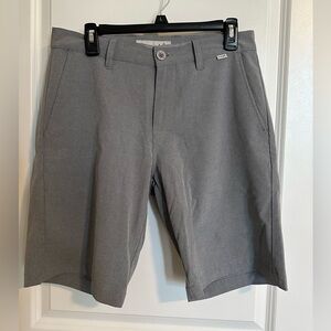 Travis Mathew Golf Shorts (Silver Grey) Waist Size 30.